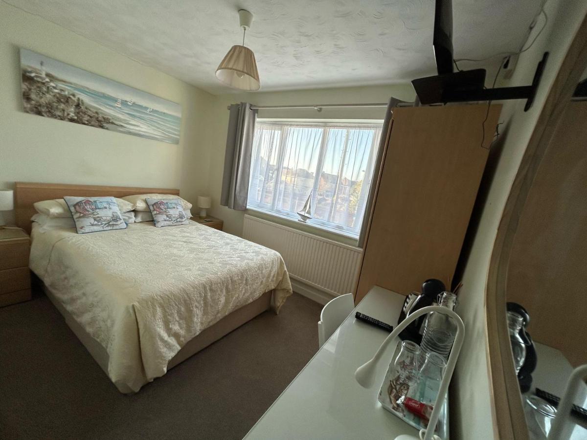 Leeward House B&B Gosport Exteriör bild